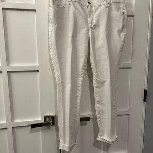 Old Navy White Skinny Jeans